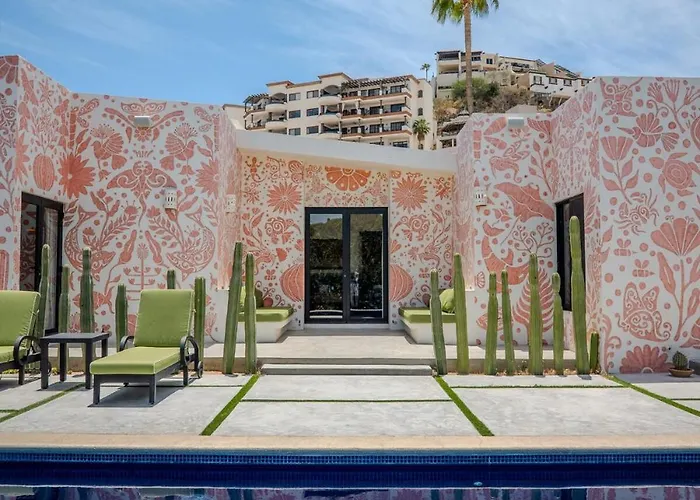 4 Bedroom In An Amazing Location In Downtown *