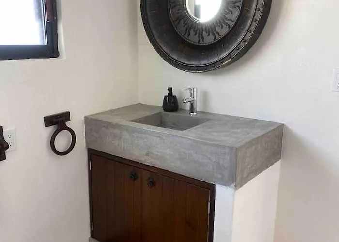 4 Bedroom In An Amazing Location In Downtown Holiday home *