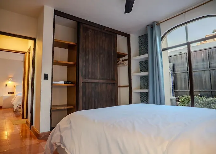 4 Bedroom In An Amazing Location In Downtown Holiday home