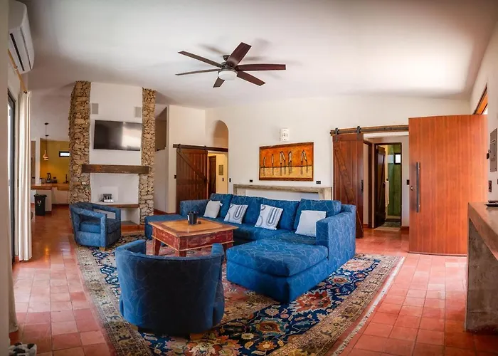 4 Bedroom In An Amazing Location In Downtown Cabo San Lucas